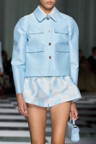 Look 84